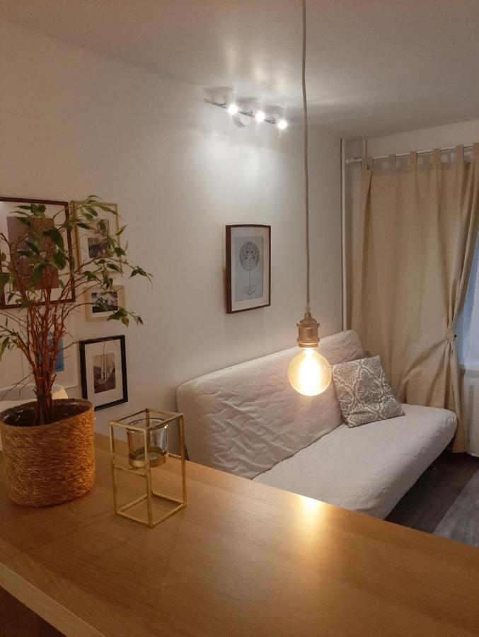 New! Cozy Apartment With Free Guarded Parking Riga Extérieur photo